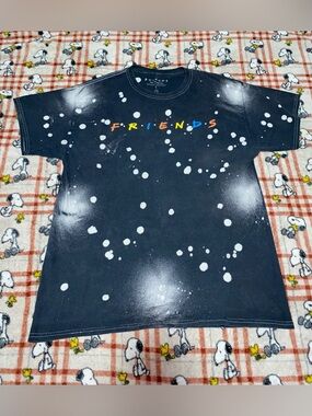 FRIENDS Logo Tee